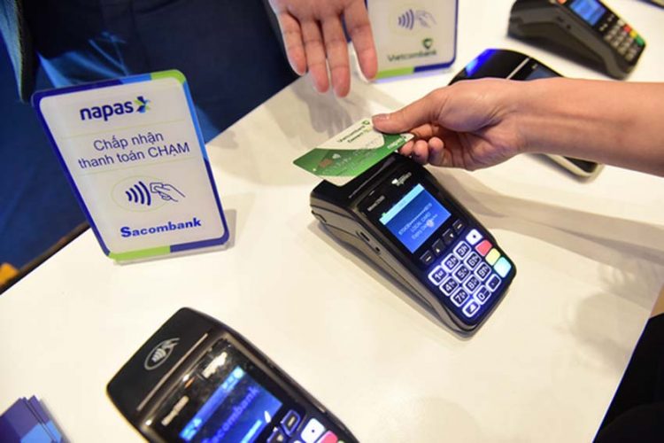 Giao dịch không tiền mặt tăng ấn tượng