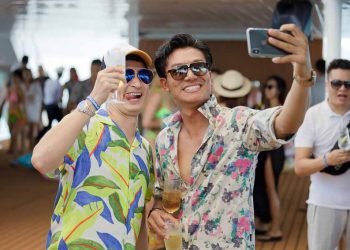 Huy Khánh cùng dàn sao việt trải nghiệm hải trình lý thú trên tàu Seacat Catamaran - 8