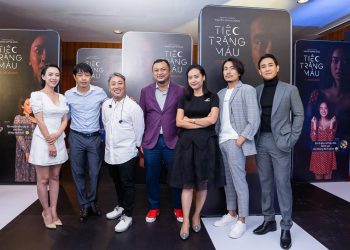 Đàm Vĩnh Hưng bất ngờ tham gia Tiệc Trăng Máu - 01