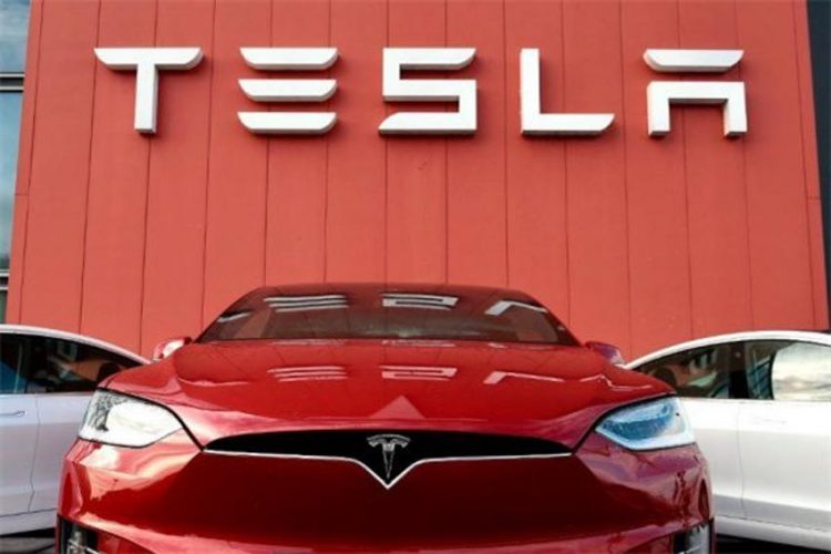 Tesla soán ngôi Toyota trở thành hãng xe giá trị nhất thế giới