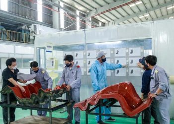 Thaco xuất khẩu khung ghế composite sang thị trường Nhật Bản -1