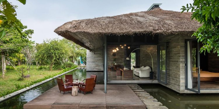 Am house: Thiên nhiên - 'nhà' - con người đã hòa làm một