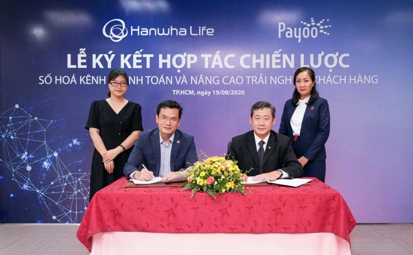 Hanwha Life Việt Nam đẩy mạnh số hóa khi hợp tác cùng MoMo và Payoo -2