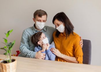 Hệ lụy khi cha mẹ cố kìm nén sự căng thẳng đối với con cái -2