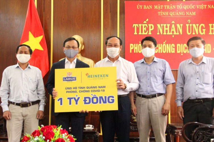 Bia Larue ủng hộ chống Covid-19