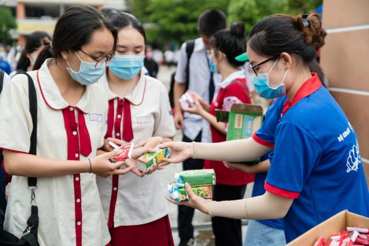 500.000 hộp MILO Teen Bữa Sáng tiếp năng lượng cho sĩ tử vượt vũ môn -4