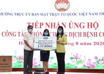 Vinamilk ủng hộ 8 tỉ đồng cho Hà Nội và 3 tỉnh miền Trung chống dịch