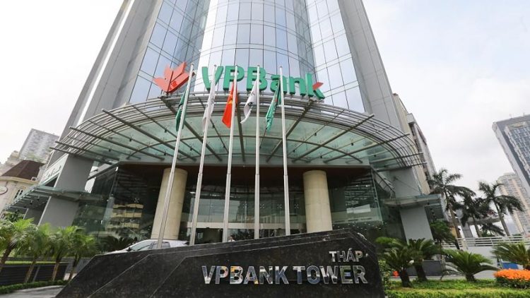 VPBank ủng hộ 10 tỉ đồng cho Bệnh viện dã chiến Hòa Vang, Đà Nẵng và tỉnh Quảng Nam
