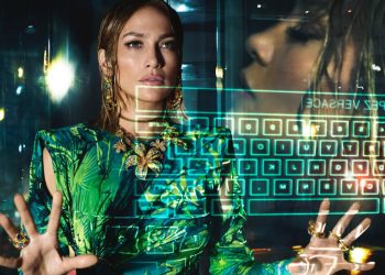 Sàn diễn Online - tương lai ngành thời trang hậu Covid