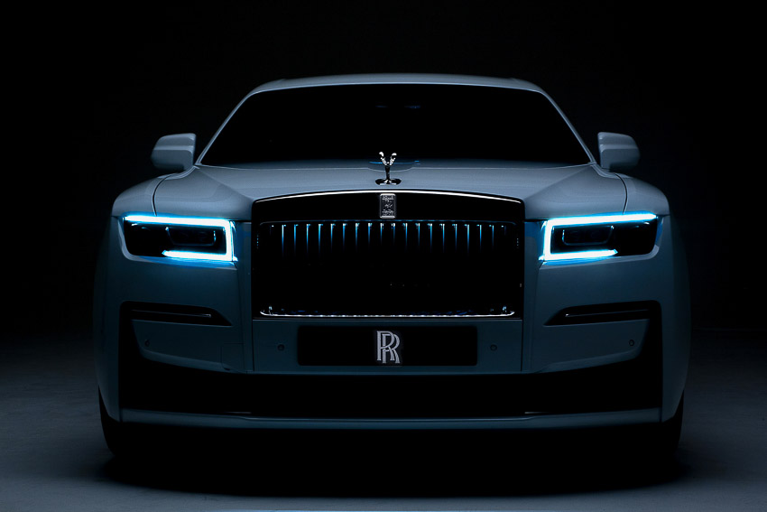 Rolls-Royce Ghost 2021 trình làng với thiết kế truyền thống - 2