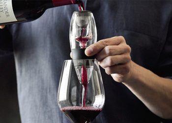 Bạn biết gì về “đồ chơi” dụng cụ sục rượu vang? - 5