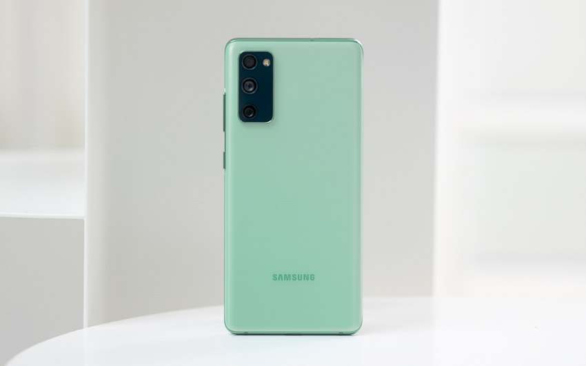 Samsung Galaxy S20 FE - Bộ ba ống kính chuyên nghiệp, Cải tiến cao cấp vượt trội, 6 màu sắc cá tính, có giá 15,990,000 VNĐ - 5
