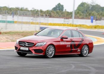 Nâng tầm kỹ năng lái cùng Mercedes-Benz và AMG