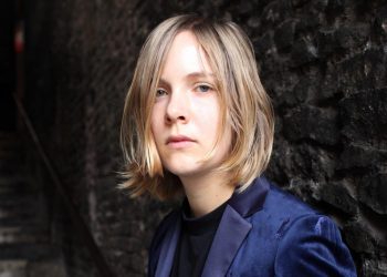 Tác giả đoạt Booker Quốc tế 2020: 'Để trí tưởng tượng đưa tôi đến đó' -4