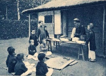 Bài học khai tâm thời xưa -1