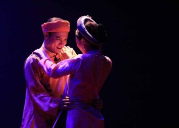 Bàn tay của trời: 'Ván cờ người' giàu cảm xúc -3