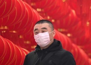 Câu chuyện văn hóa đeo khẩu trang trong đại dịch -1