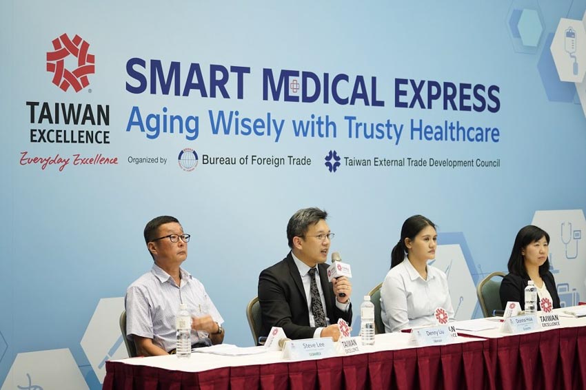 Đài Loan ra mắt các thiết bị chăm sóc người cao tuổi công nghệ cao -3