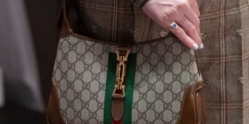 Chiếc túi di sản Gucci Jackie 1961 được hồi sinh - 1