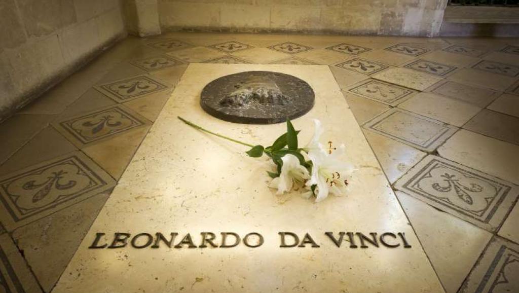 Ngôi mộ của Leonardo da Vinci tại lâu đài Amboise. ©Leonard de Serres