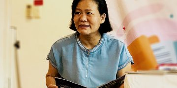 Tạo thói quen đọc cho trẻ em càng sớm càng tốt - 1