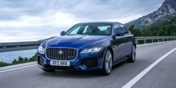 Jaguar XF Saloon và XF Sportbrake ra mắt toàn cầu, giá từ 2,870 tỷ đồng tại Việt Nam - 1