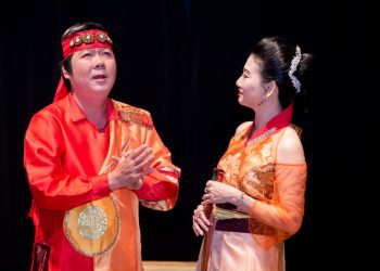 Sân khấu nhỏ, vẫn rộn ràng bất chấp mùa dịch và mùa mưa-3