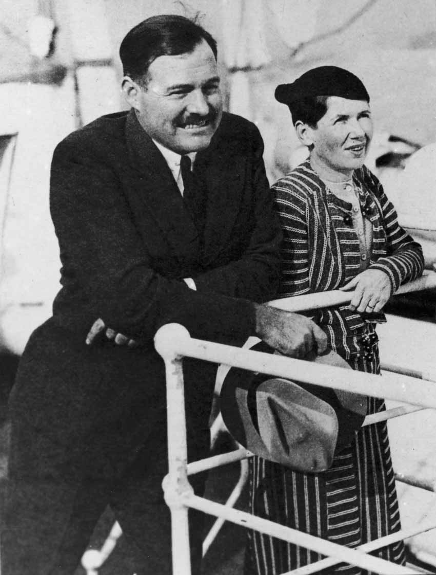 Ernest Hemingway sống cách ly với vợ và người tình -4