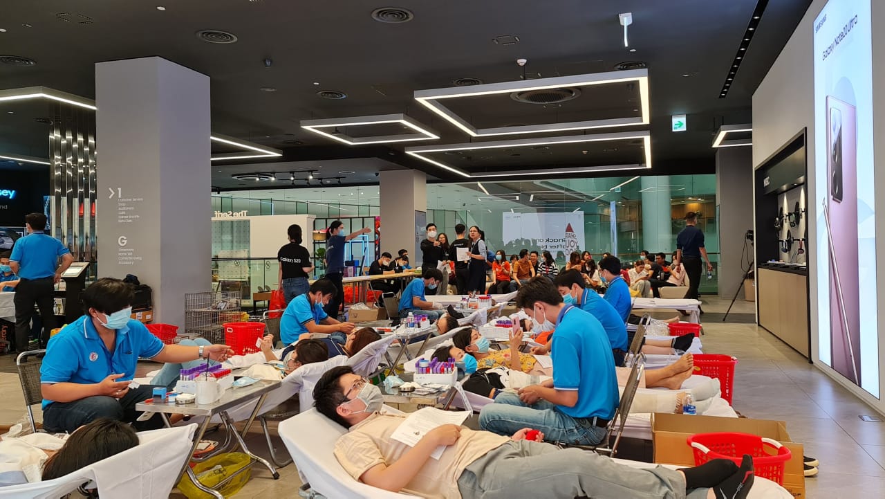 Samsung Vina và Roche Việt Nam đồng hành tổ chức chương trình “Hiến máu, cứu người” - 2