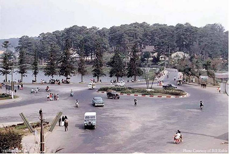 Đất không còn phúc lành -1