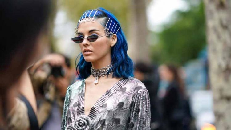 Từ cầu vồng sang màu bạc: Sự phát triển của thuốc nhuộm tóc -1