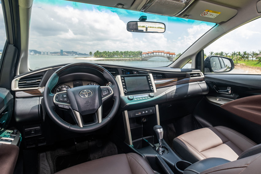 Toyota Innova 2020 và Toyota Yaris 2020 tăng tiện nghi giá hợp lý - 3