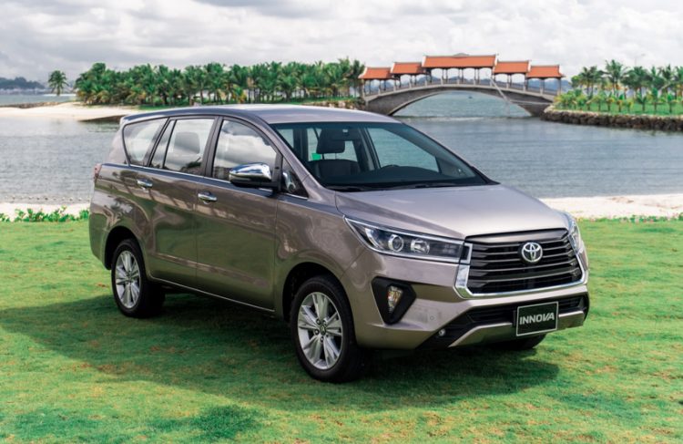 Toyota Innova 2020 và Toyota Yaris 2020 tăng tiện nghi giá hợp lý - 1