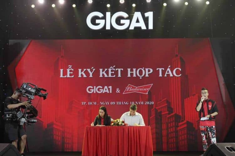 Tham vọng phủ 30,000 điểm tạp hoá tại TP.HCM trong vòng 1 tháng, Yeah1 lộ diện “đứa con Bán lẻ 4.0” – Giga1 -1