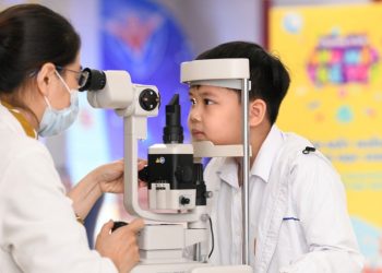 Prudential Việt Nam đồng hành chương trình “Ánh mắt trẻ thơ” năm thứ 8