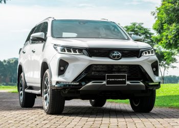 Toyota Fortuner 2022 ra mắt Việt Nam, giá từ 1,015 tỷ đồng
