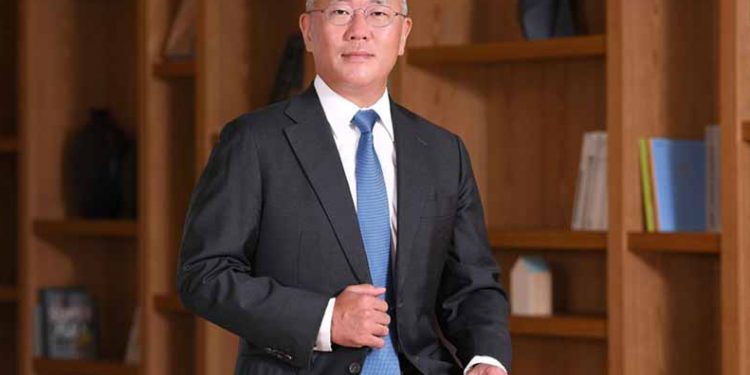 Ông Chung Eui-sun chính thức trở thành Chủ tịch Tập đoàn ôtô Hyundai