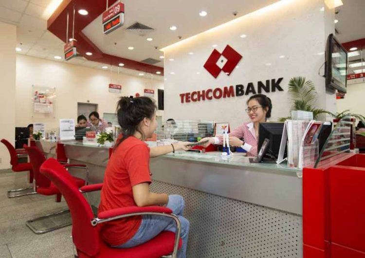 Techcombank tiếp tục lọt top thương hiệu tuyển dụng hấp dẫn