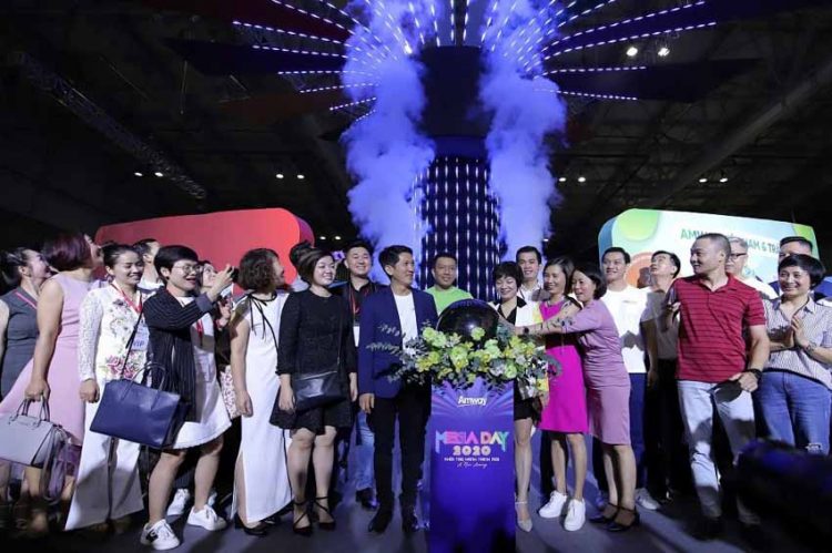 Amway Việt Nam khai mạc chương trình triển lãm Mega Day 2020