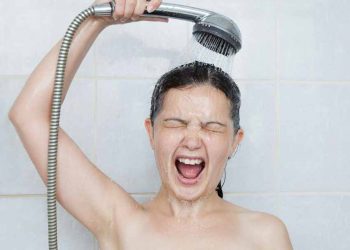 Tắm mỗi ngày có hại cho sức khỏe?