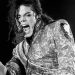 Tại sao Michael Jackson chỉ đeo một găng ở bàn tay phải? -6