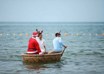 Đón mùa lễ hội về trong tiếng sóng -9