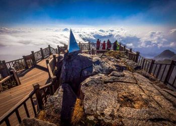 Fansipan – điểm đến luôn gây bất ngờ cho dân mê du lịch trải nghiệm -2