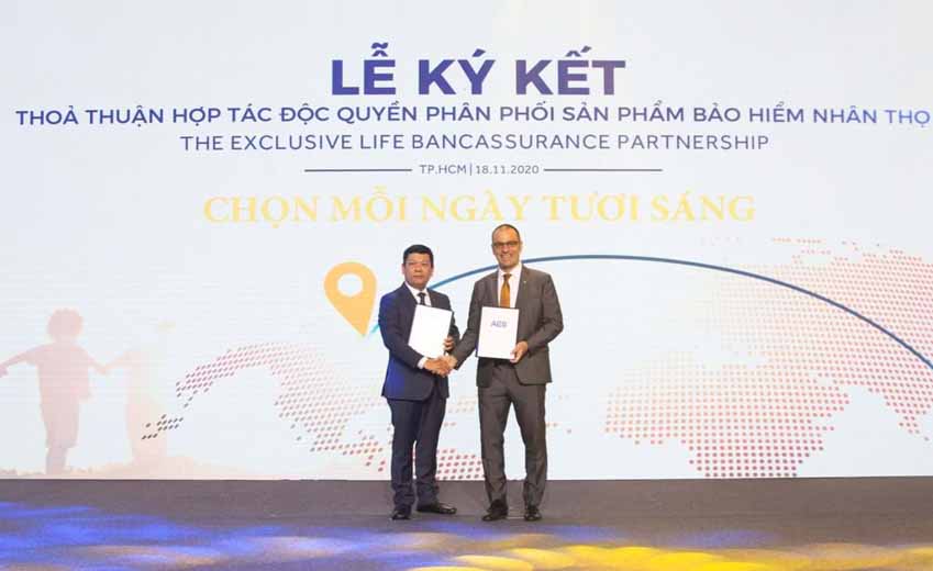 ACB 'bắt tay' Sun Life Việt Nam độc quyền phân phối bảo hiểm nhân thọ kéo dài 15 năm -2