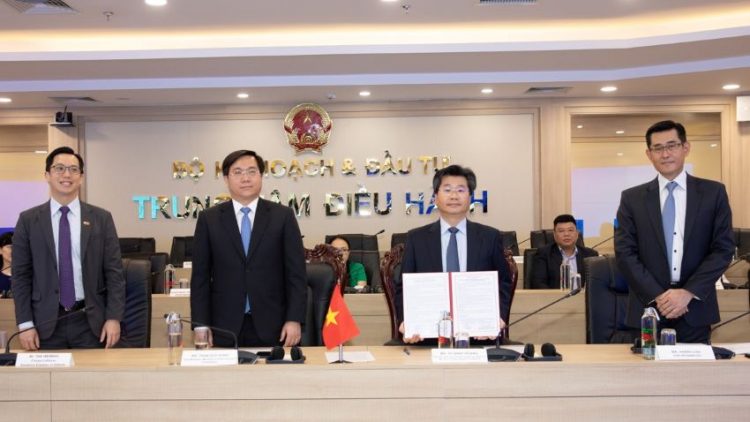 UOB hỗ trợ Việt Nam