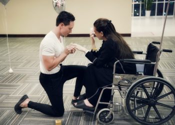 Hồ Ngọc Hà bật khóc, xúc động đón nhận lời cầu hôn chân thành từ Kim Lý 002