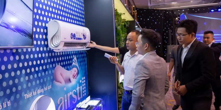 Midea ra mắt 3 dòng điều hòa công nghệ cao 002