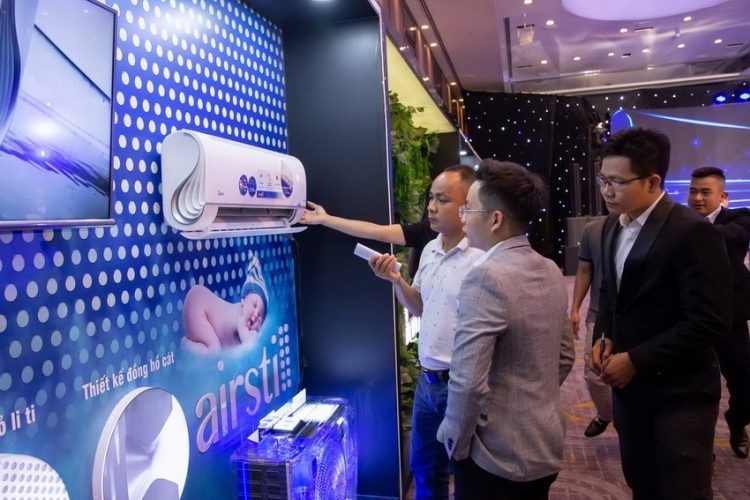 Midea ra mắt 3 dòng điều hòa công nghệ cao 002