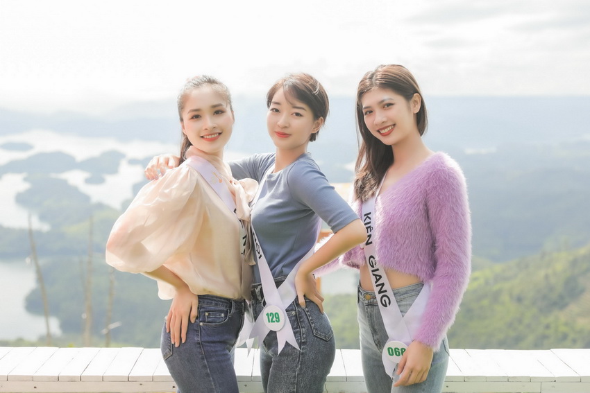 Top 32 Miss Tourism Vietnam 2020 tham quan Vườn quốc gia Tà Đùng, tham gia Lễ hội Sum họp Cộng đồng 2020 005