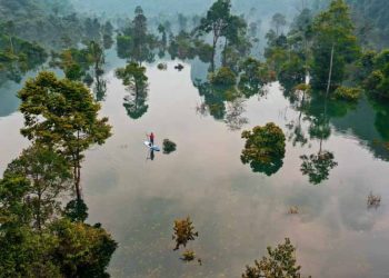 Mùa nước lên ở xứ sở của người Rục -1